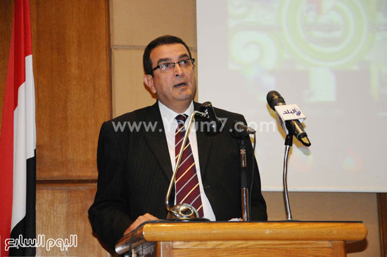 الدكتور محمد صلاح رئيس قطاع المخلفات الصلبة بوزارة البيئة  -اليوم السابع -5 -2015